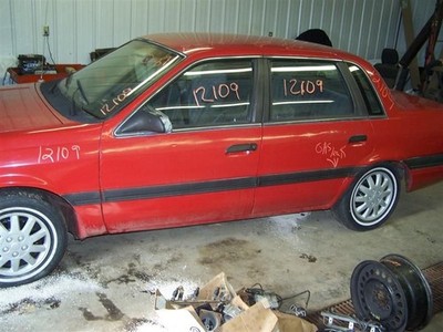 (LOCAL PICKUP ONLY) Passenger Right Front Door Glass 4 Door Fits 88-94 TEMPO 425