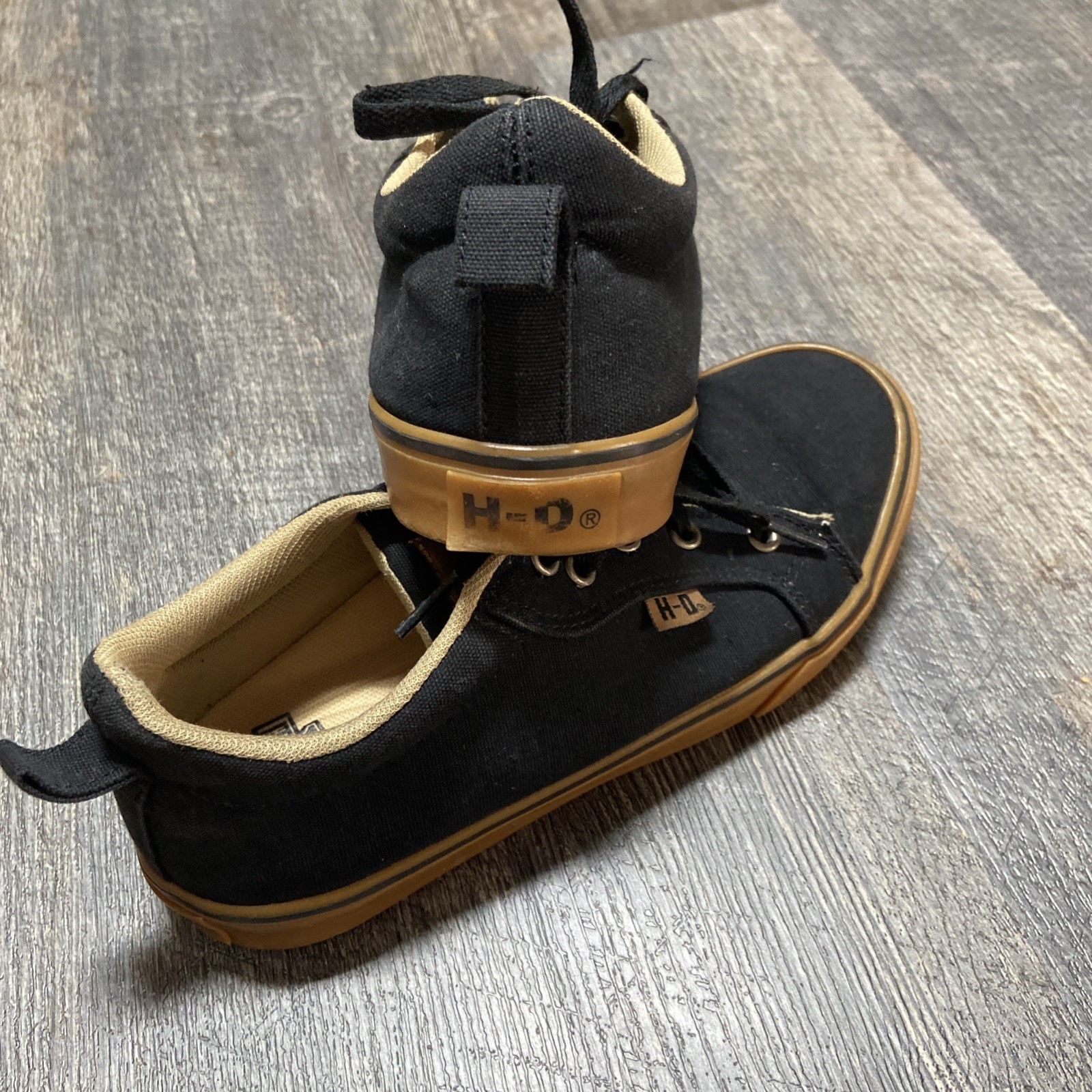 SNEAKERS Women's Torland Black Canvas Sneakers D84434-image
