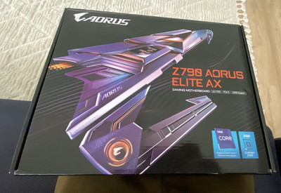 GIGABYTE Z790 AORUS ELITE AX LGA 1700 ATX Intel i7-13700K  WIE NEU 