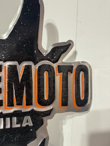 Terremoto Tequila Metal Sign - Picture 7 of 10
