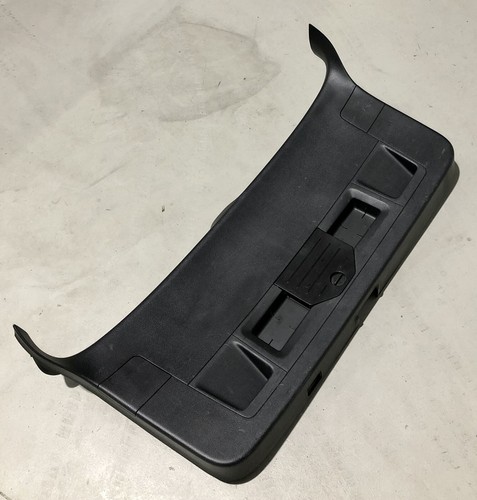 VW Passat R36 B6 3C WAGON TAILGATE Trim Rear Boot Trunk Hatch 3C9867605 ...