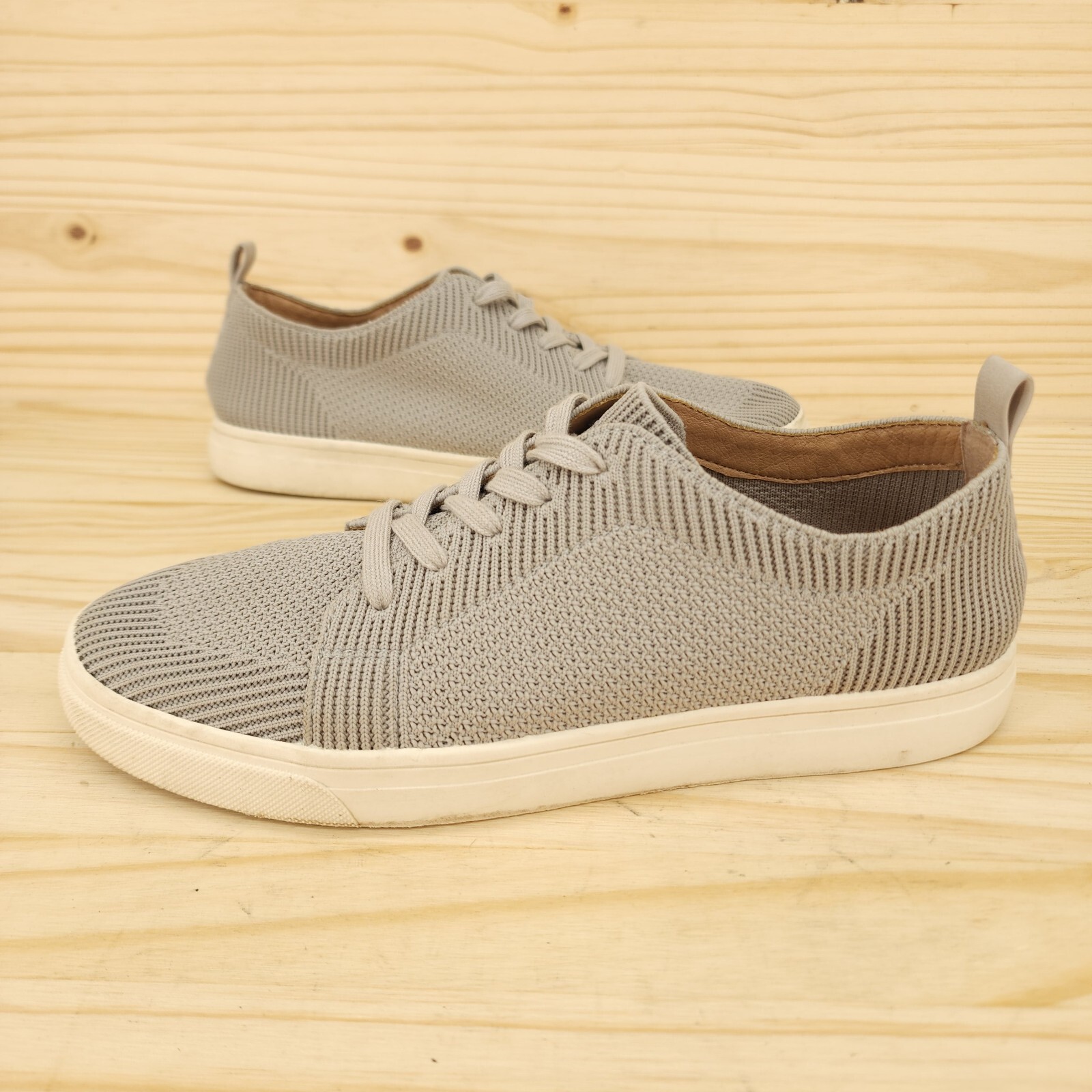 Lucky Brand Women's Knit Sneakers Sz 9 Gray Lace Up Boho Casual Shoes