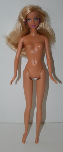 Mattel Barbie Doll Blonde Hair Blue Eyes Earrings Bendable Legs - Imagen 11 de 18
