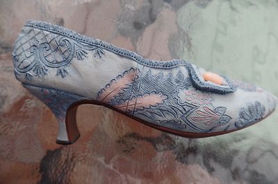 Sammler Miniatur Schuh - `Just the right shoe` (Lavish Tapestry) mit Karton. Sehr guter Zustand