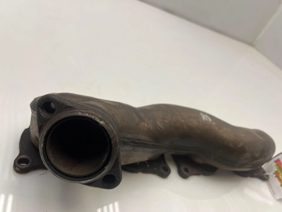 Mercedes-Benz 2007-2014 colector de escape 6,3 L lado del pasajero derecho OEM 1561400009 Foto 3 de 4