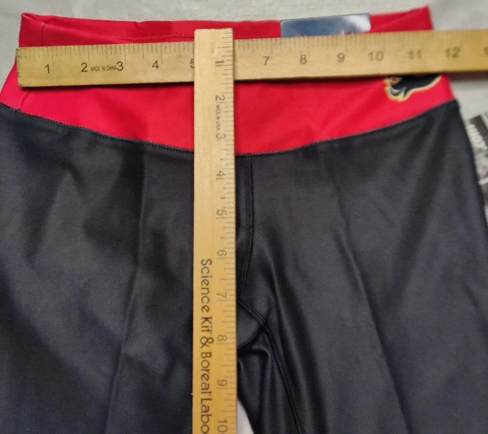 Calgary Flames Oficial NHL Mujer XS Estampado Degradado Rojo Leggings NUEVO Foto 4 de 4