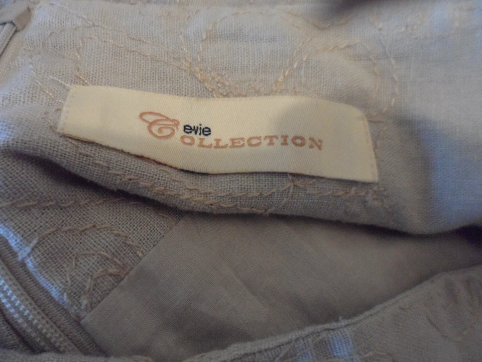 Ladies size 10 E-Vie Stone Oatmeal Lined Embroidered Floral Skirt - Image 3 of 4