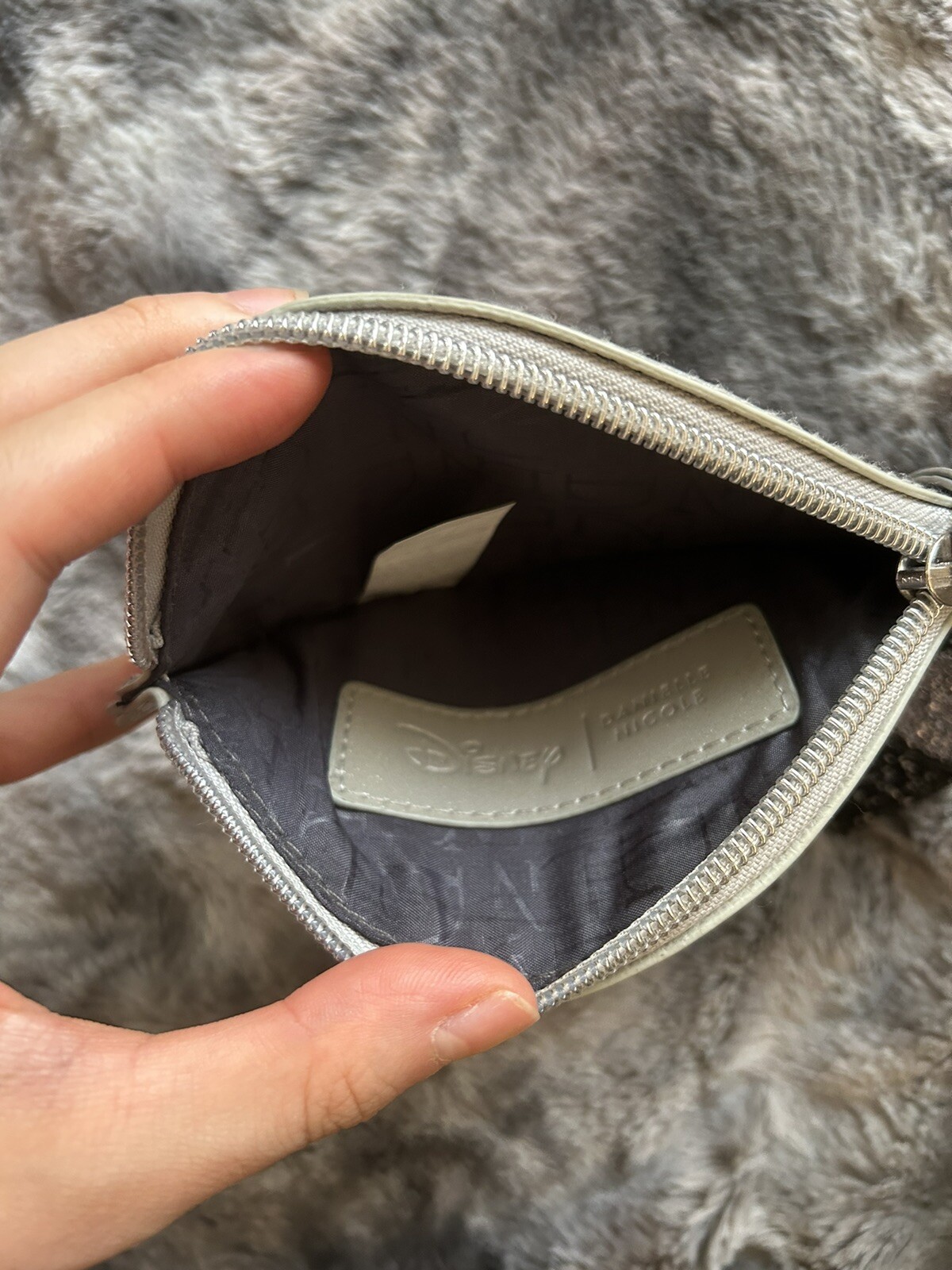 danielle nicole disney Coin Purse - image 3