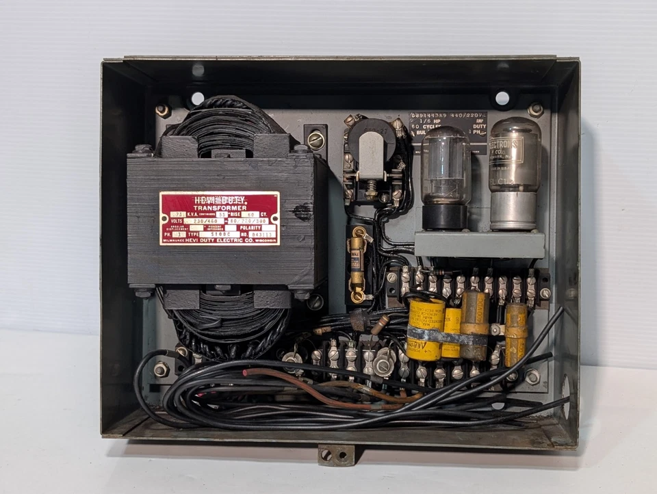 Cutler Hammer D891443A9 Industrial Motor Speed Control 1/6 HP 440/220V - Image 3 of 4