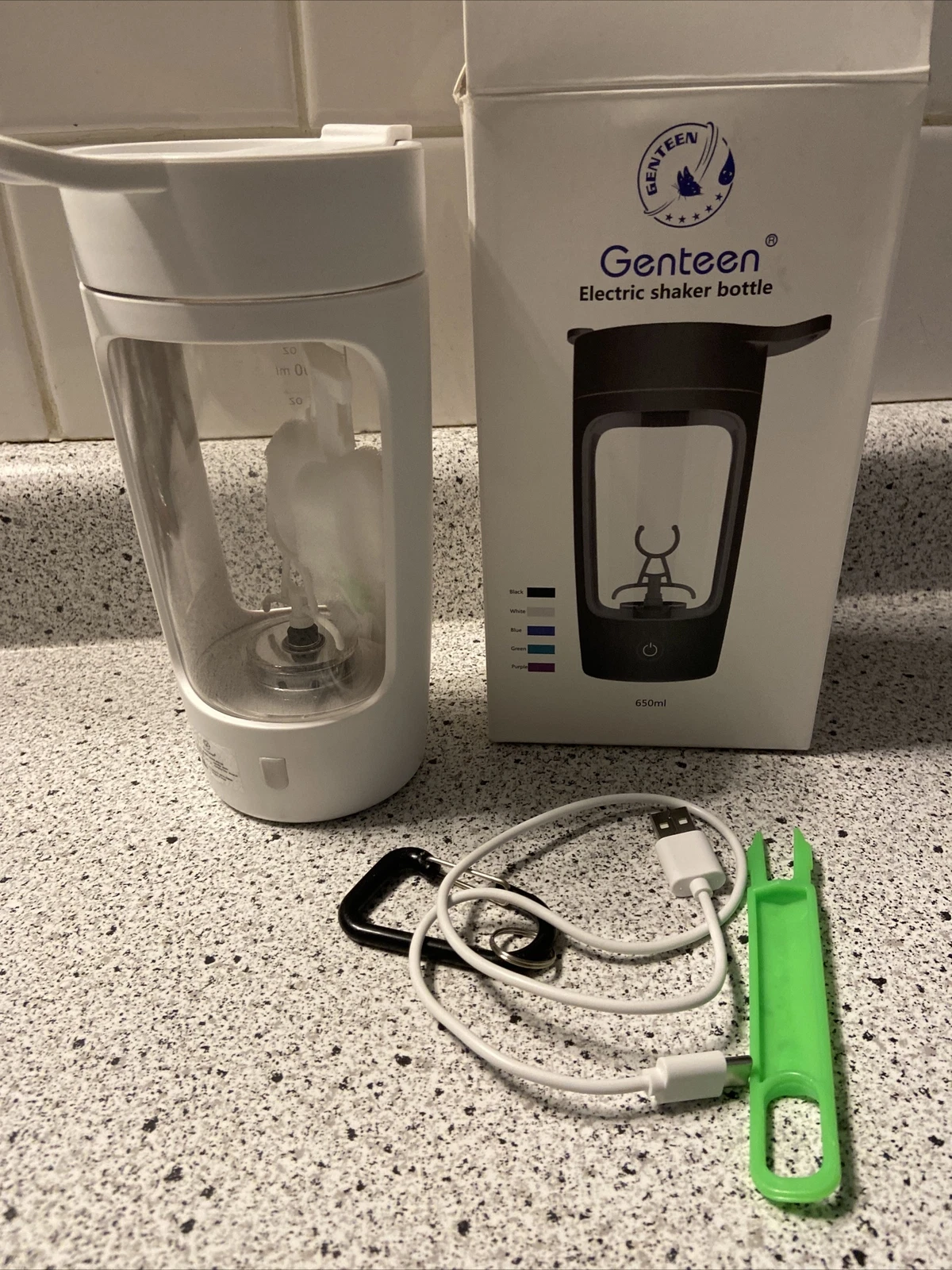 ELECTRIC SHAKER BOTTLE Blender for Protein Shakes Coffee Milk Chocolate GENTEEN
Opens in a new windo