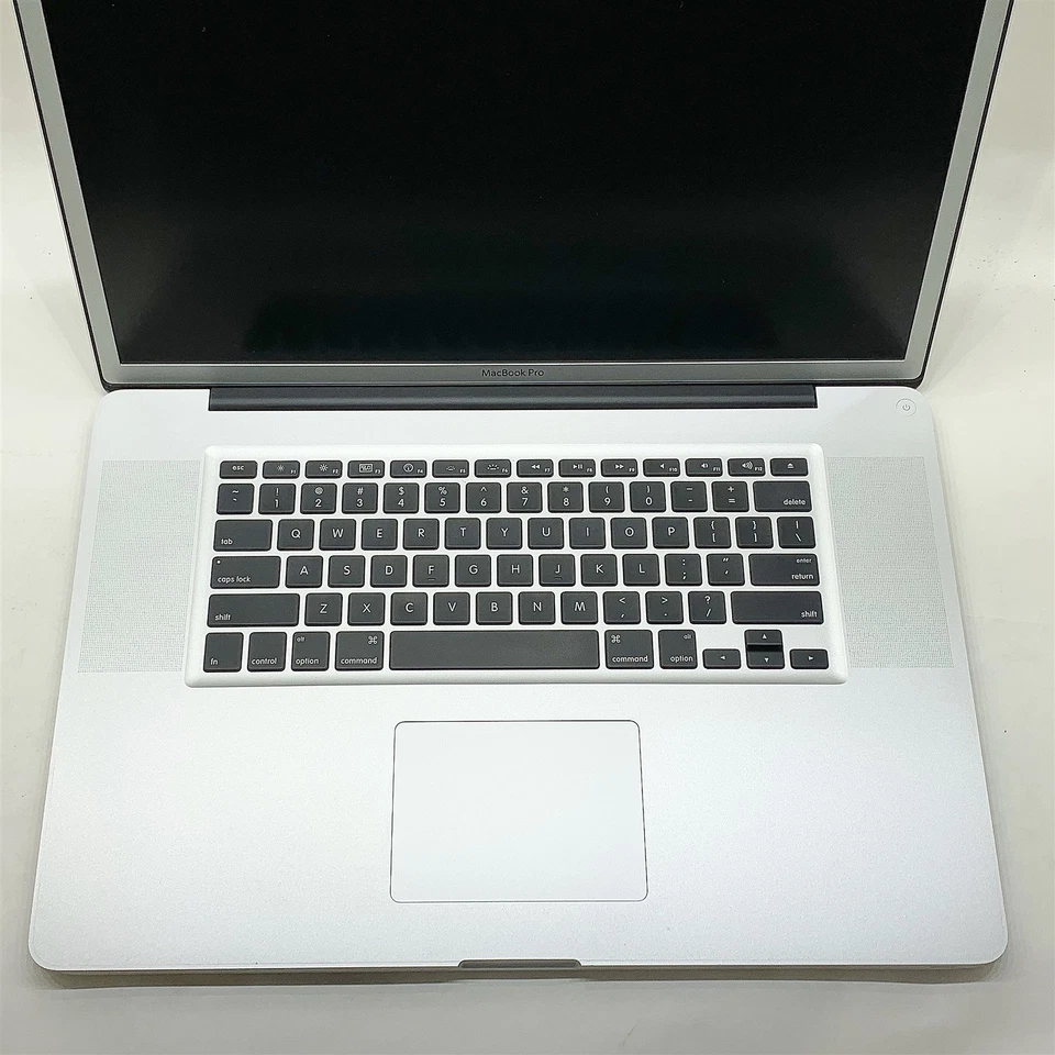 Apple MacBook Pro 5,2 A1297 2009 Intel i7 620M 2.66GHZ 17" 4GB 128GB SSD OS 10.8 - Image 3 of 4