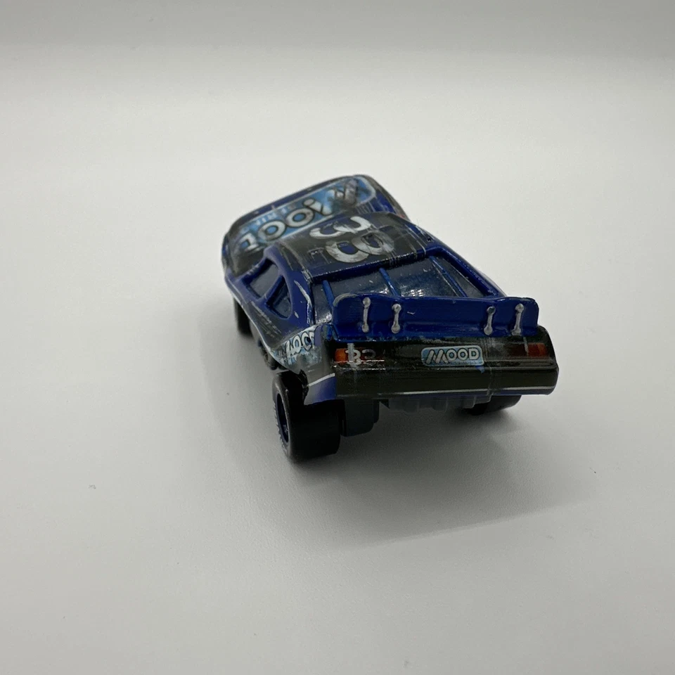 Disney Pixar Cars - RACE DAMAGED MOOD SPRINGS Final Lap 2010 - 1:55 Diecast - Image 3 of 4