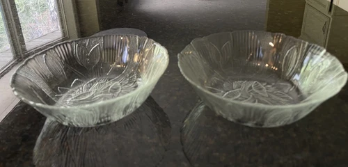 Vintage Arcoroc CANTERBURY Crocus Clear Glass 2 qty. Soup Cereal Bowls NWOT