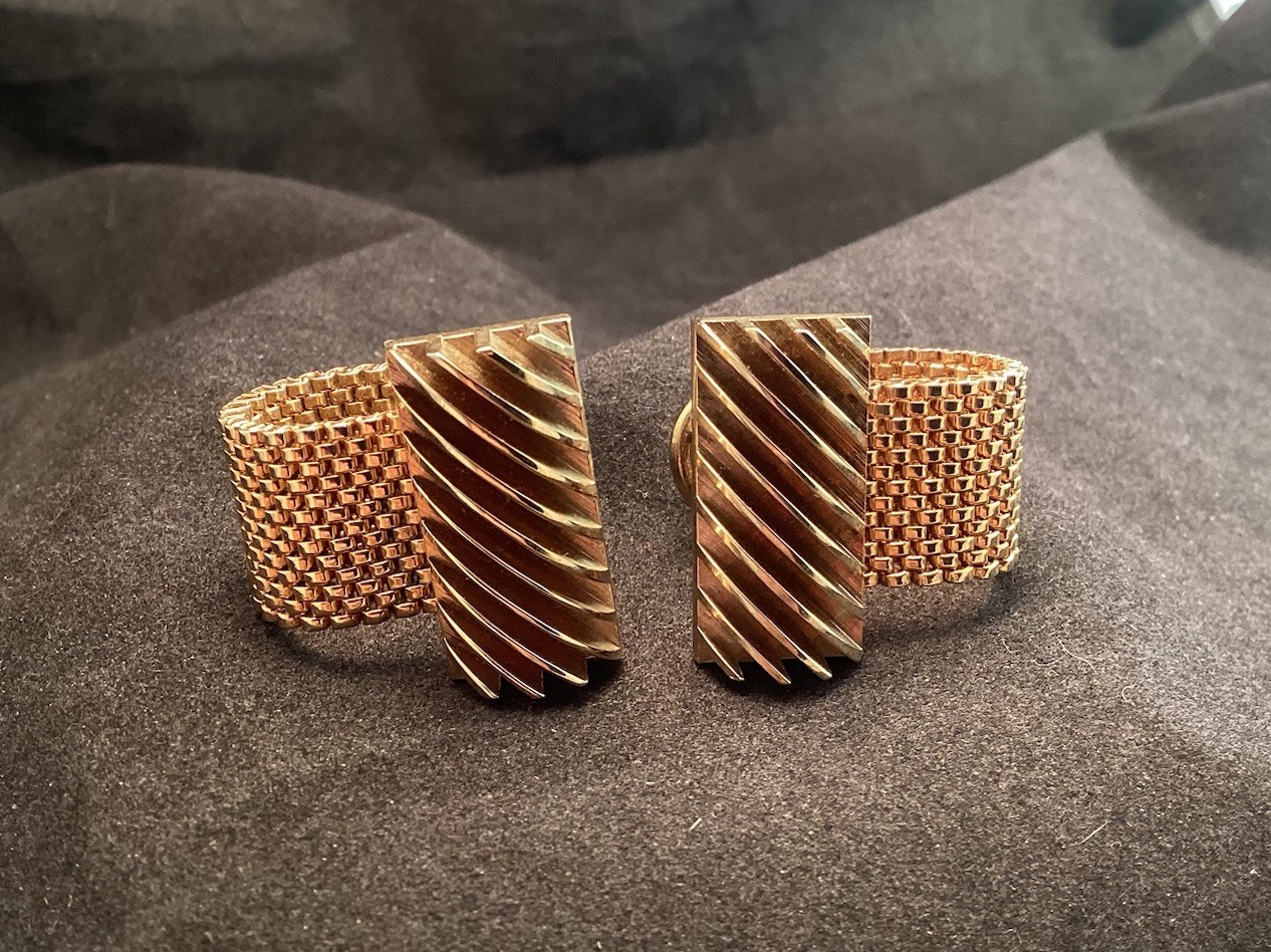 Gold Tone Rectangular Cufflinks Curved Cutout Str… - image 2