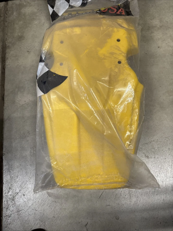 Крыло 3-Wheeler Yamaha 1985 Tri-Z 250 - Изображение 3 из 4