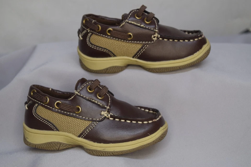 Okie Dokie Toddler Boys Slip-on Loafers Size 6M Tan & Brown Laces - Image 2 of 4