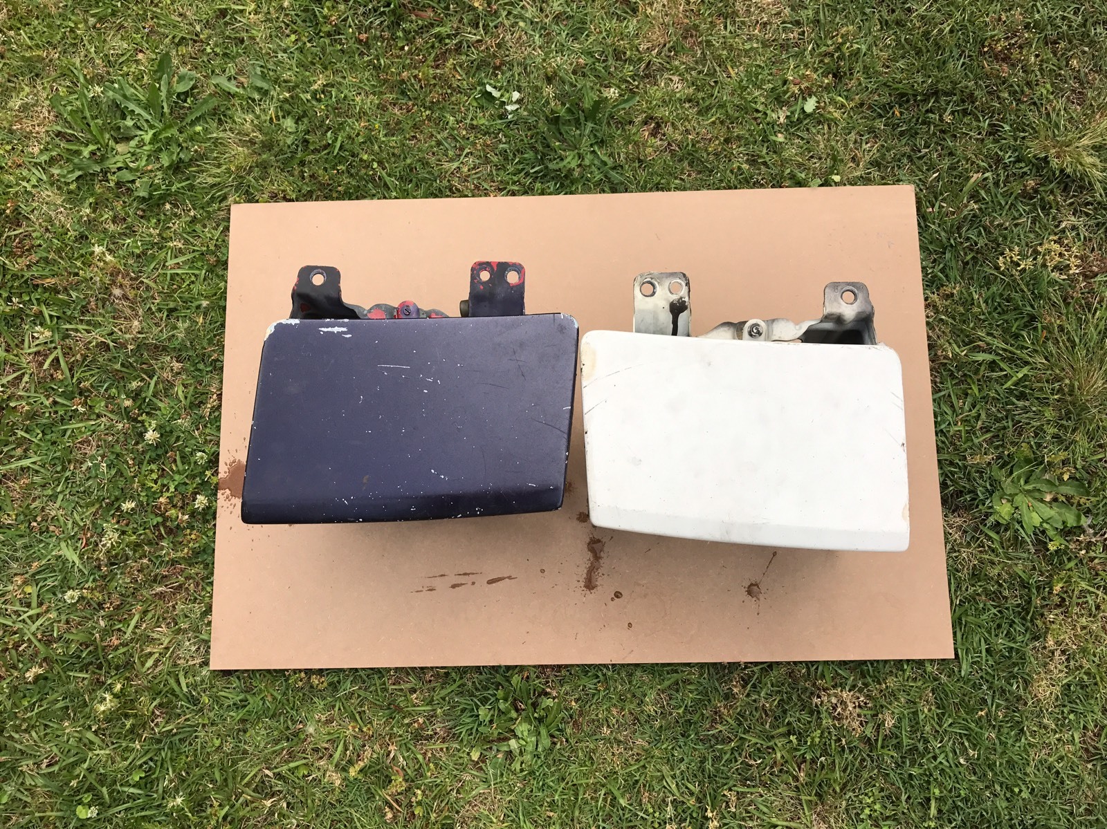 Nissan 300zx Z31 Head Light Buckets (Popup) Left and Right (no motors