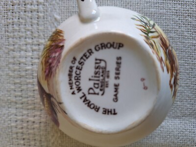 THE ROYAL WORCESTER GROUP Palissy Game series 1853  Service