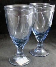 Noritake Crystal Sweet Swirl Light Blue Group of 2 Iced Tea Glasses