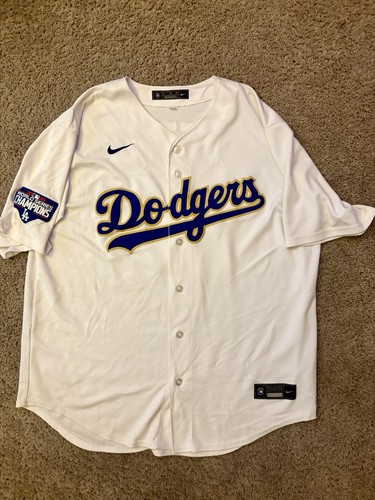 Nike LA Dodgers Mookie Betts #50 white Gold World Series Champions Jersey XL