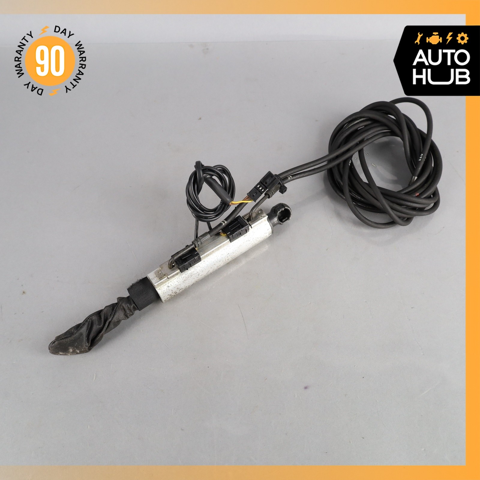 Maserati GranTurismo 2010-2019 Right Convertible top cylinder