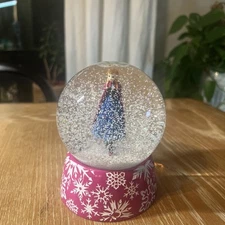 Anna Snow Globe Frozen Disney 2015 Dept 56 w/ Snowflake Base Gift Birthday