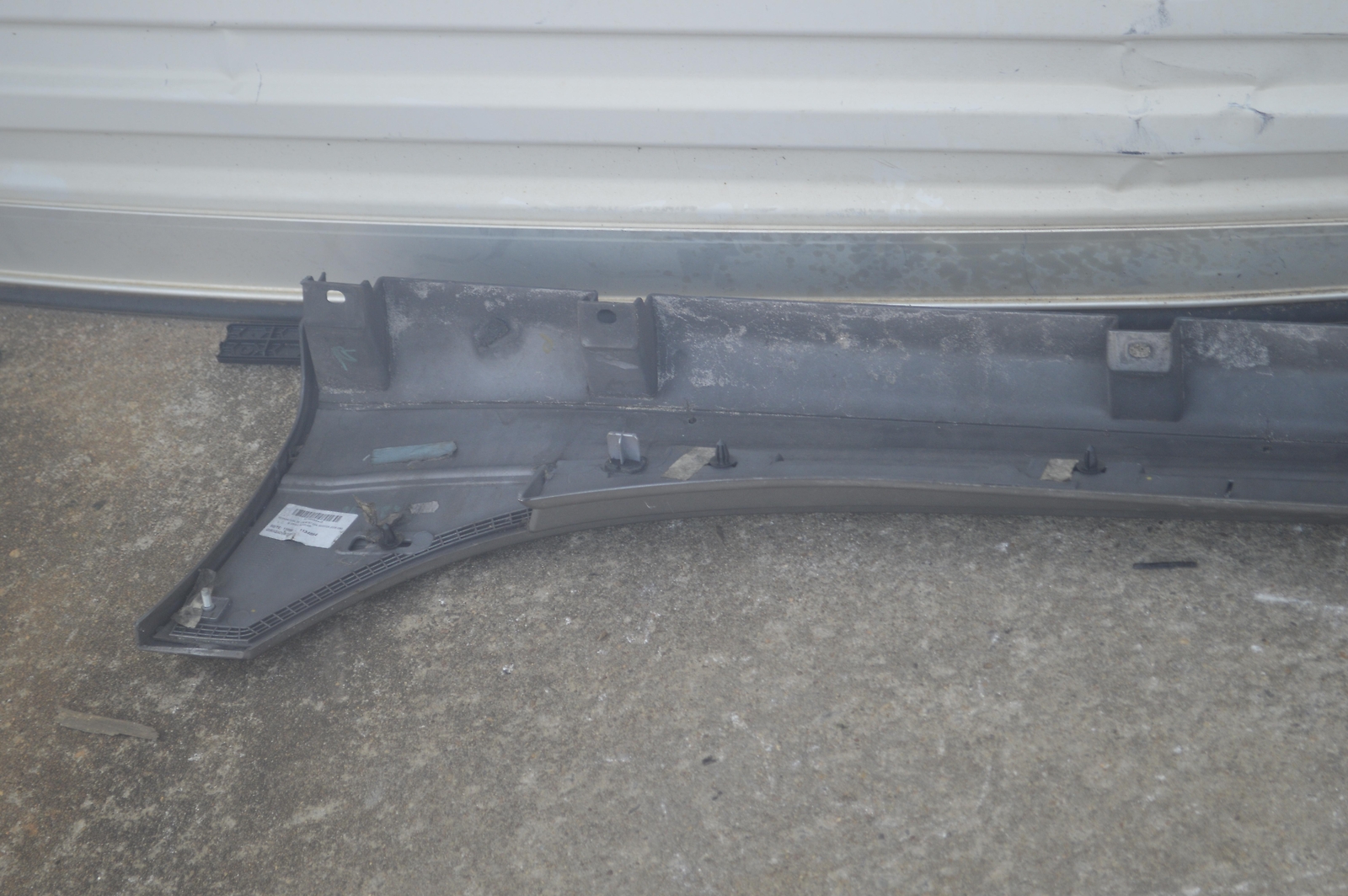 2014-2019 MASERATI GHIBLI RIGHT PASSENGER SIDE ROCKER MOLDING PANEL COVER OEM