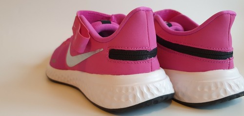 Nike Revolution 5 Flyease GS Womens/Girls/Unisex trainers Uk Size 5.5 EUR 38.5 - Picture 11 of 12