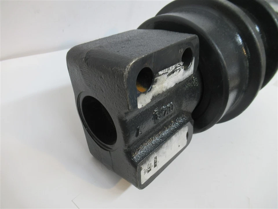 Komatsu 208-30-00432, rodillo portador Foto 3 de 3