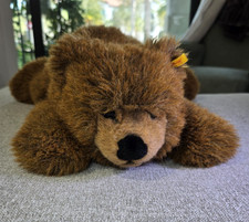 Steiff Urs Brown Bear Plush Stuffed Animal 18" Laying Down 069666