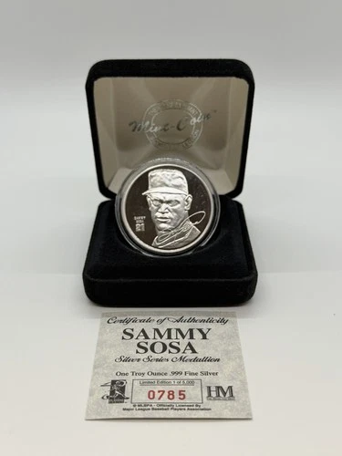 Sammy Sosa MLB Baseball One Troy Ounce .999 Fine Silver Round /5,000