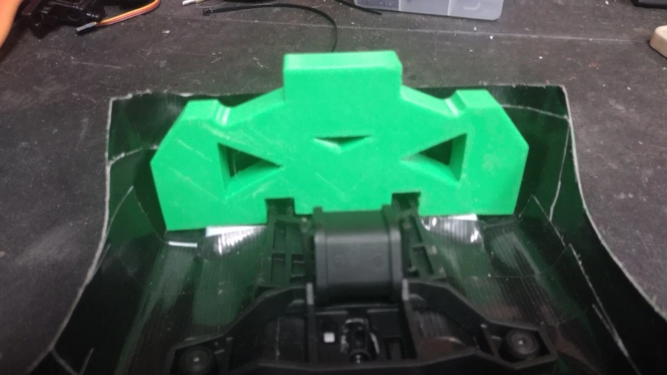 Rear body support/body saver for Traxxas Maxx V1 and V2 Widemaxx - Image 2 of 4