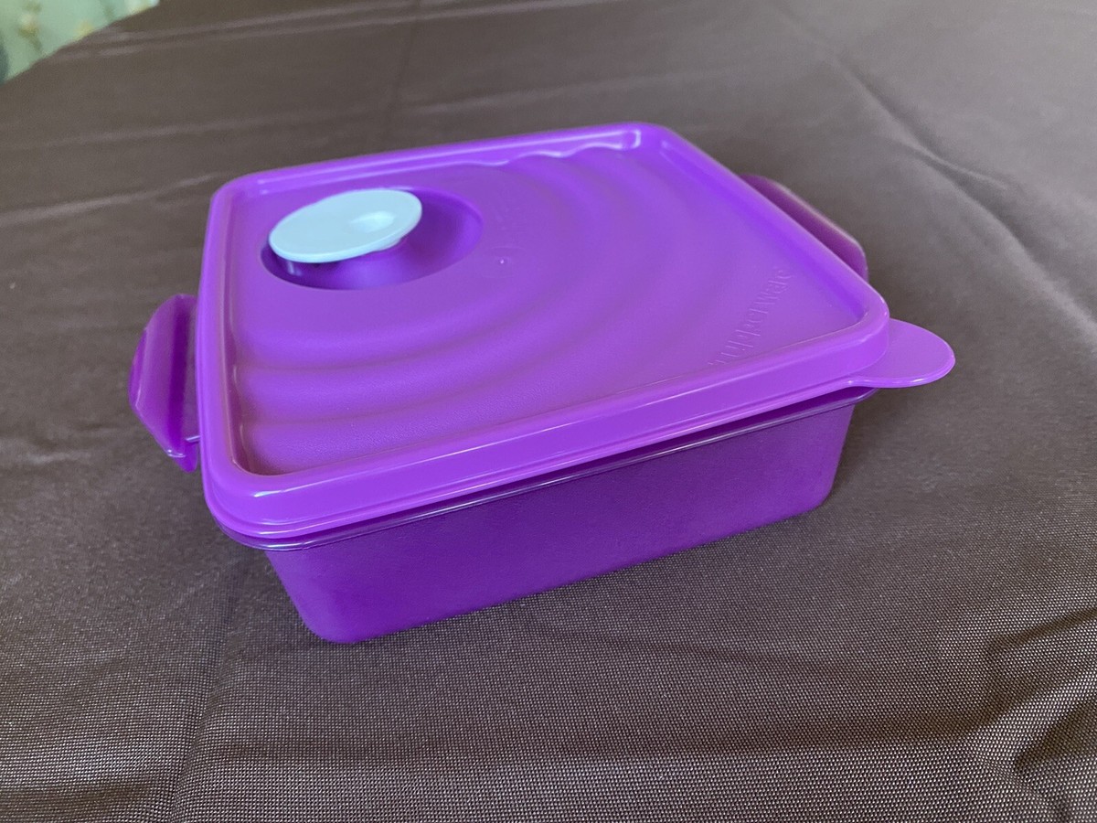 Tupperware MMハーフワイド&スクエアセット（6個） Amazon.com: Tupperware MM Square #2 2.6l 1 pc: Home & Kitchen