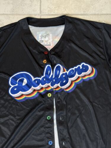 Los Angeles Dodgers Baseball LGBTQ LA Pride Night Jersey Size XL Doyers Freeman - Picture 2 of 12