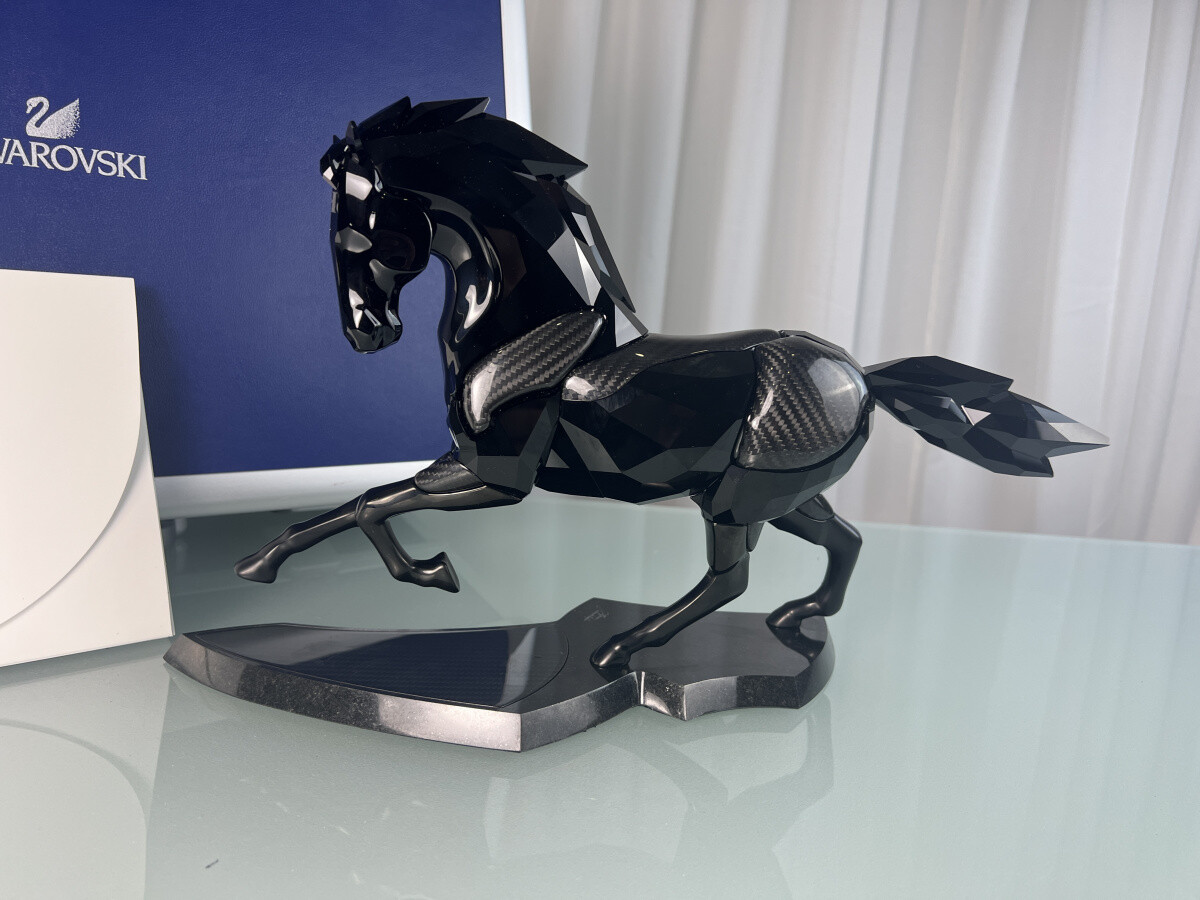 Swarovski Figurine 5004734 The Black Stallion 38.2cm. incl. case