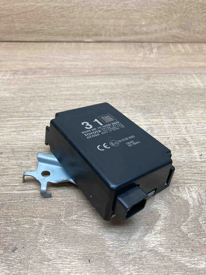 89760 02131 MB158400 5170 Denso Toyota Auris Module Tyre Tire Pressure Sensor - Image 2 of 4