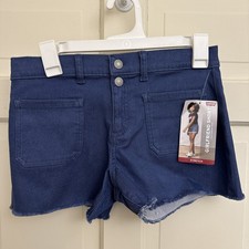 Levi  s Girlfriend Short Girls 16 Reg Blue Stretch NWT 28  Waist, 3  Inseam