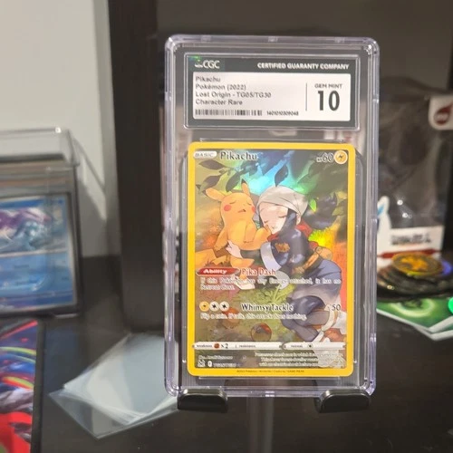 Pokémon Pikachu TG05/TG30 Lost Origin Character Rare Holo CGC 10