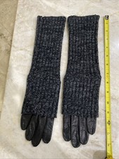 Club Monaco NWOT Black Leather contrasting chunky knit black melange gloves S