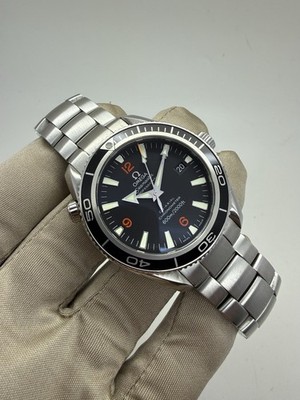 2014 Omega Seamaster Planet Ocean Black Dial 42mm Steel Auto Watch 2201.51 B+P