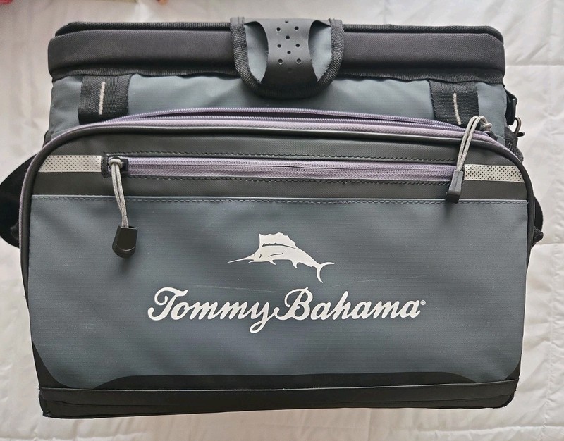 Tommy Bahama Zipperless Cooler Bag Holds 30 Cans + Ice Navy Blue Backsaver