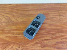 Lève vitre Mitsubishi COLT