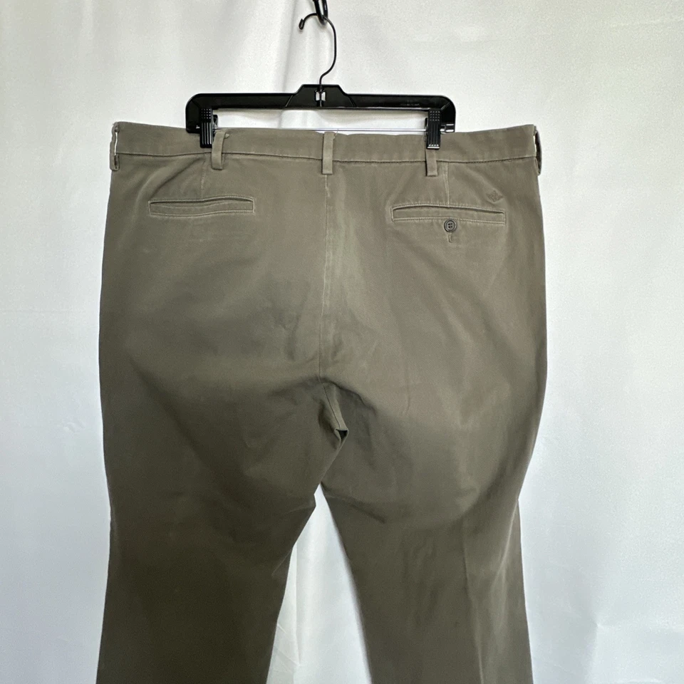 Dockers Mens Pants Classic Fit Workwear Olive 42X32 #227 - Image 4 of 4