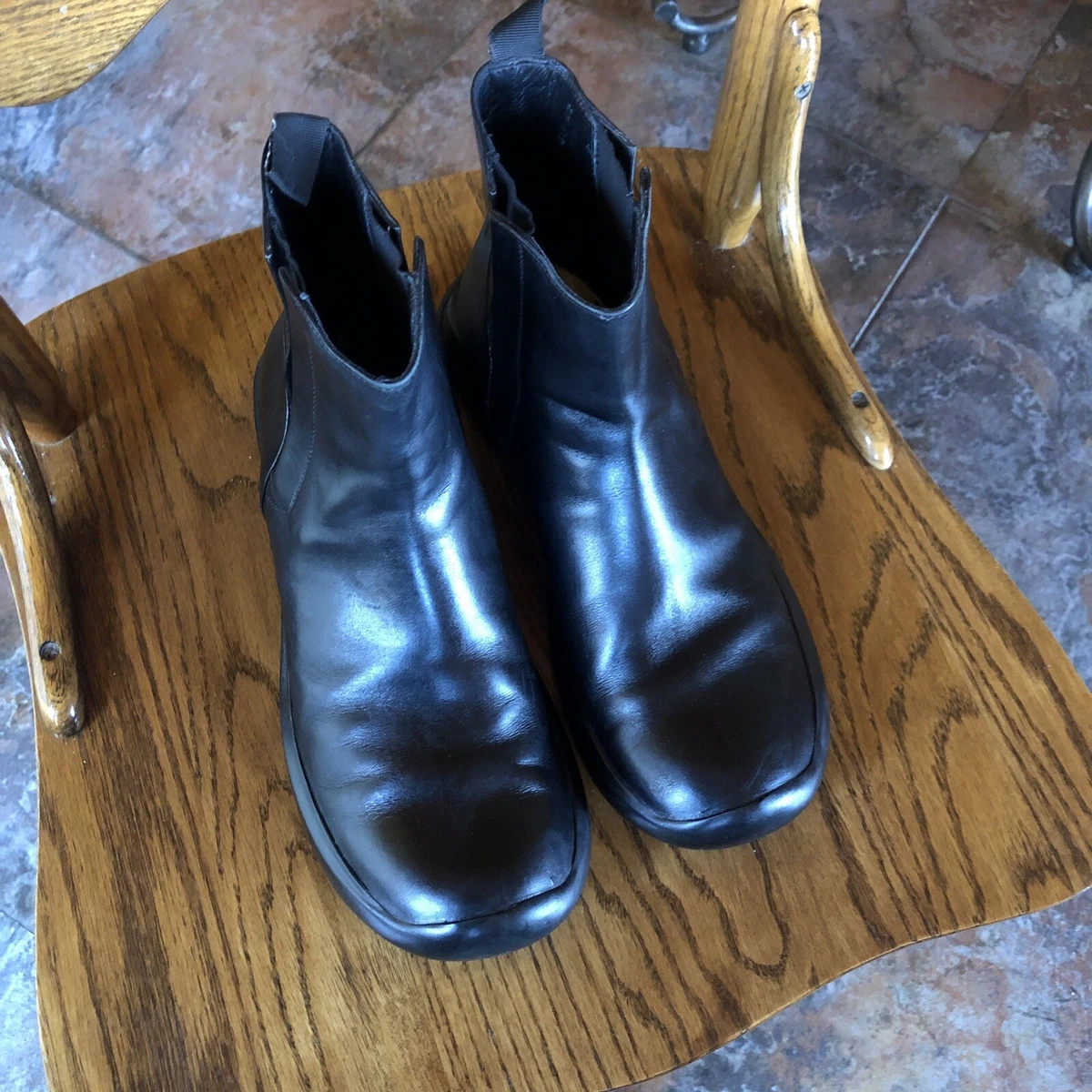 Giorgio armani deals chelsea boots