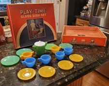 Vintage 16Pc Glass Dish Set Akro Agate 234 Play Time Yellow Blue Green W/Box 1A