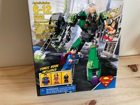 LEGO 6862 Superman with Lex Luther and Wonder Woman Comic Book included