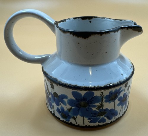 Midwinter Stonehenge Spring Blue England Butterfly Floral Pitcher/Creamer - Picture 3 of 7