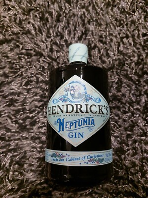 Hendrick's Neptunia Gin 43,4% Vol. 0,7l