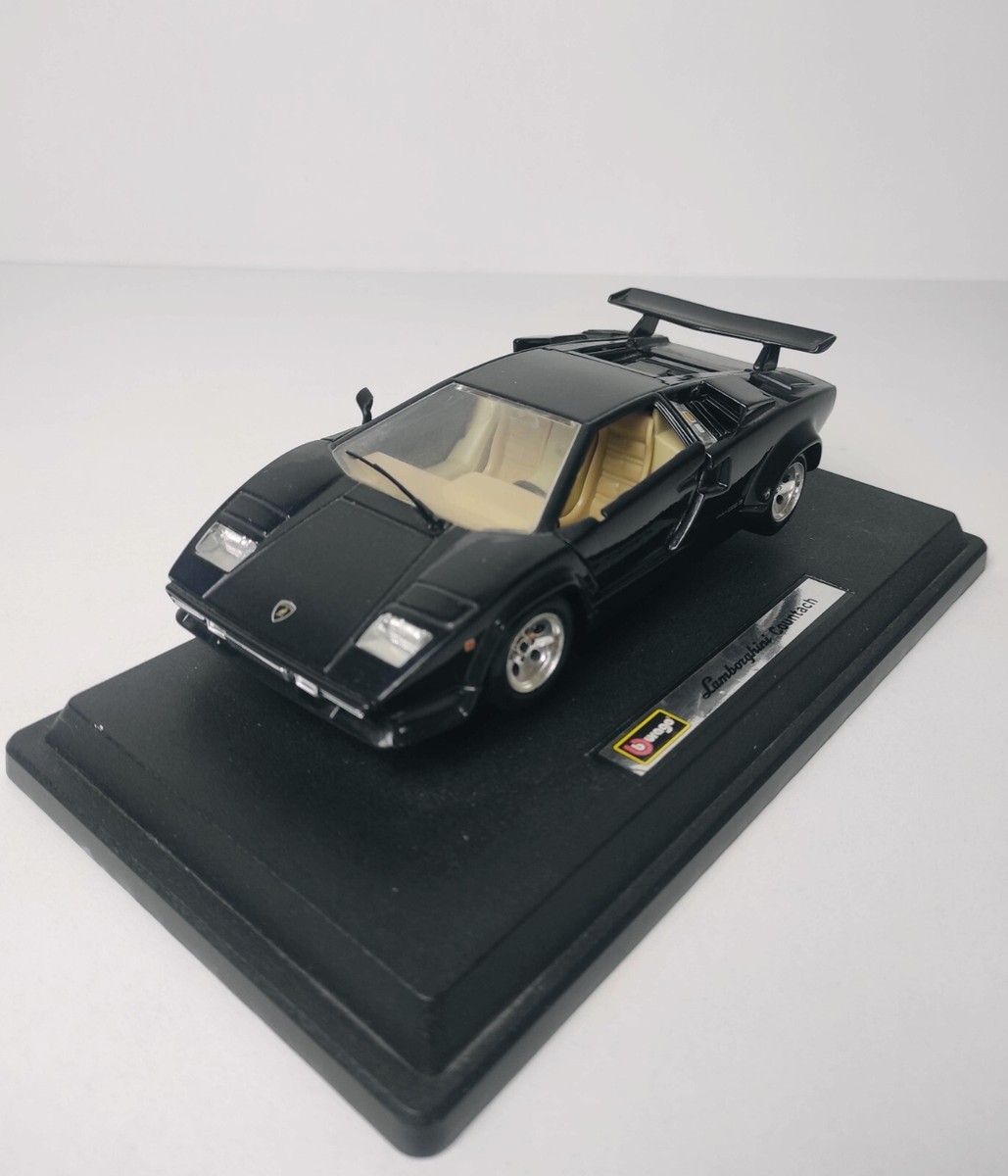 Lamborghini Countach 1:24 Scale Black Diecast Metal Car