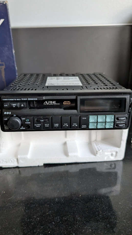 Vintage Alpine 7618R  - Photo 4/4